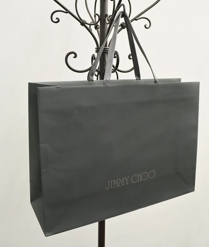 重厚感がすごい！！シックでかっこいい紙袋