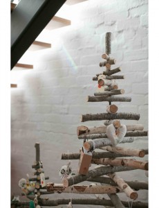 Holiday-Decor-The-Design-Files-Log-Tree