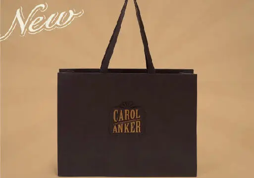 サンプル紙袋「CAROL ANKER」のご紹介！を読む