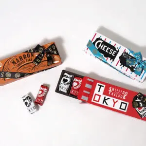 歴史あるブランドのポップなイラストが目を惹く、オリジナルパッケージ