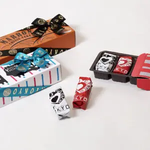 歴史あるブランドのポップなイラストが目を惹く、オリジナルパッケージ