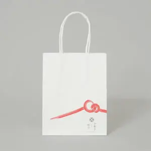 サステナブルで上品な紙袋1