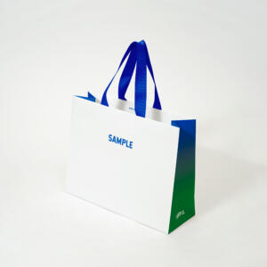 誠実な印象のブルーとグリーンがビジネスシーンにも最適な紙袋