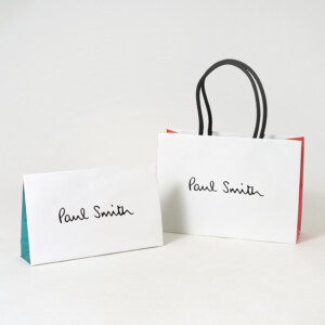 イギリスファッションブランドの紙袋と封筒型パッケージ