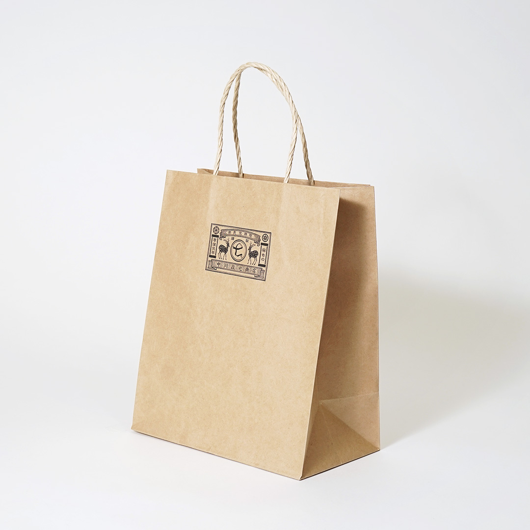 奈良で生まれた工芸品ブランドの古風で上品な紙袋