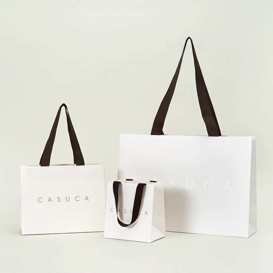 CASUCA HISTORIA 様の紙袋