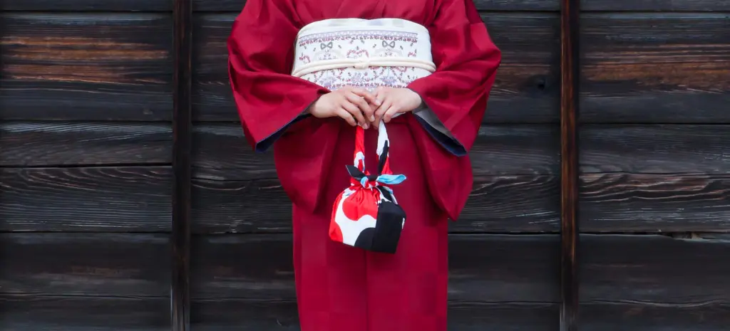 モダンな柄の風呂敷