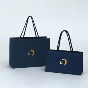 伝統的工芸品の品格を感じさせる紙袋0