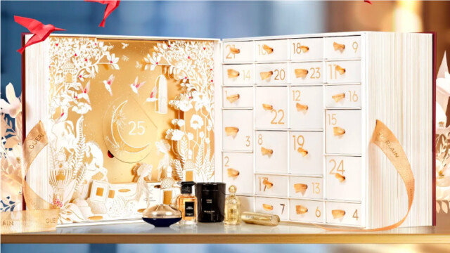 引き出し式で魅せる開封体験。ブランド価値を高めるオリジナルパッケージ