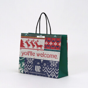 2025年ホリデー限定のニット柄オリジナル紙袋