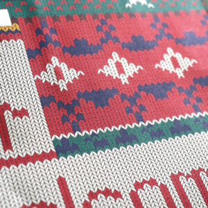 エンボス加工が施された紙袋の表面テクスチャ