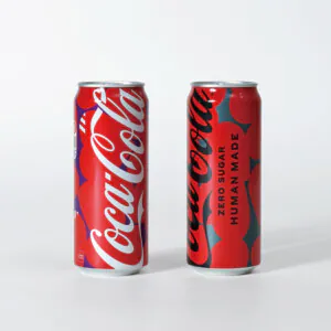 ハートモチーフを取り入れた、コラボレーション限定のオリジナル缶デザイン