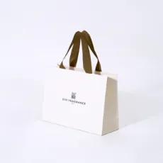 ラグジュアリー紙袋 デザイン例09